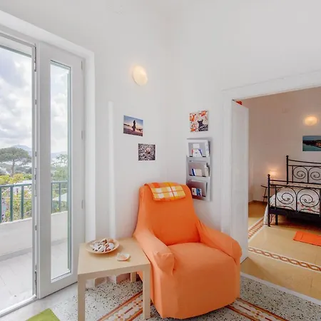 Margherita's House Apartment Procida