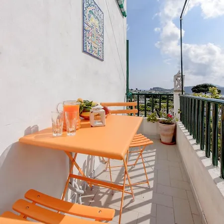 Margherita's House Apartment Procida